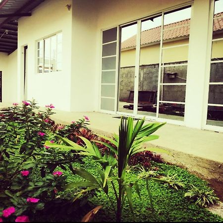 Monte Libano Suites Puerto López Kültér fotó
